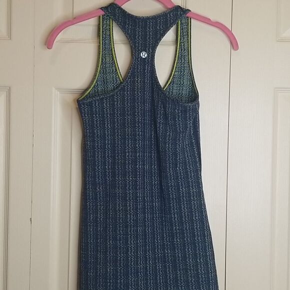 Lululemon Racerback Tank Size 4 - Picture 5 of 5